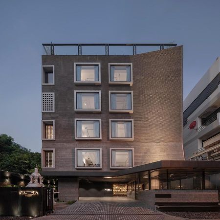 Passa Hotel Bangkok Exterior photo